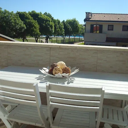 Апартаменты Le Spighe Con Piscina *